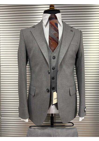 Gri Modern Fit Erkek Takım Elbise | Yelekli 3'lü Kombin fırsatları