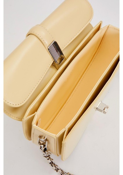 Sarı Metal Detaylı Omuz Çantası modelleri