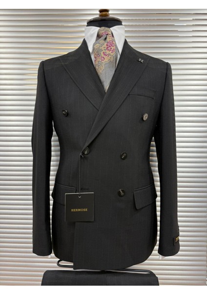 Siyah Çizgili Erkek Kruvaze Takım Elbise fırsatları