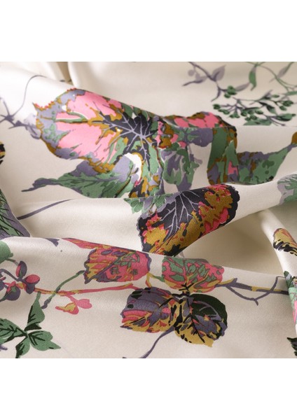 Beyaz Aşeka Desenli Ipek Şal modelleri