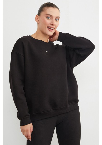 Love Aksesuarlı Bisiklet Yaka Oversize Sweatshirt fırsatları