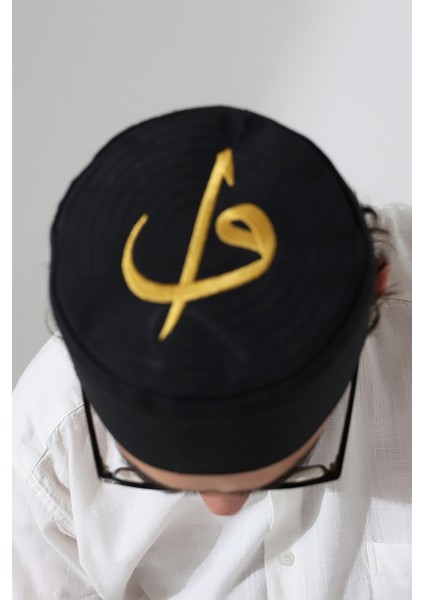 Elif Vav Nakışlı Kalıp Namaz Takkesi - Siyah modelleri