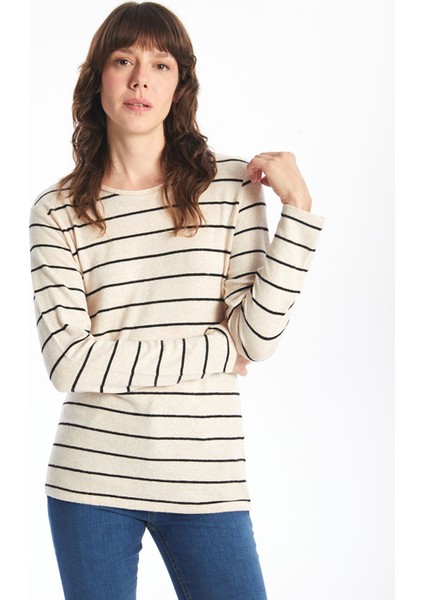 Yeni Sezon Bisiklet Yaka Çizgili Kadın Tişört