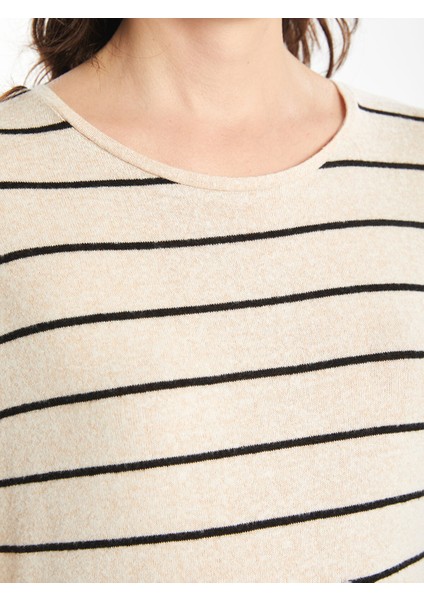 Yeni Sezon Bisiklet Yaka Çizgili Kadın Tişört fırsatları