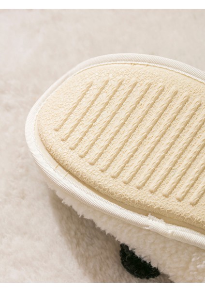 Yeni Sezon Panda Figürlü Pelüş Kadın Ev Terliği indirimleri