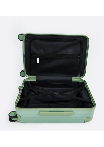 Yeni Sezon Kilit Detaylı Küçük Boy Valiz fırsatları