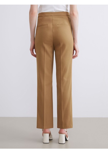 Yeni Sezon Dar Fit Ispanyol Paça Kadın Pantolon fırsatları