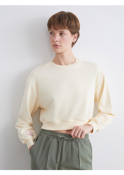 Yeni Sezon Bisiklet Yaka Nakışlı Kadın Sweatshirt