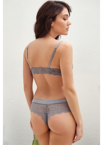 Arias Closet Balenli Destekli Dolgulu Taşlı Dantelli Sütyen ve String Takım fiyatları