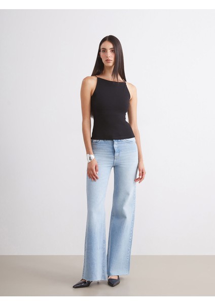 Yeni Sezon Halter Yaka Askılı Kadın Atlet 2'li fırsatları