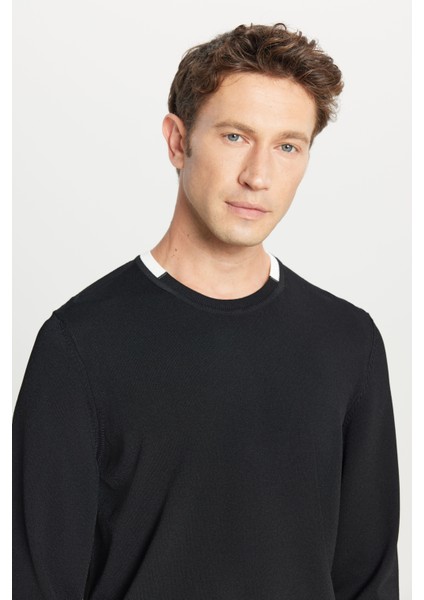 Standart Fit Normal Kesim Bisiklet Yaka Triko Kazak fırsatları