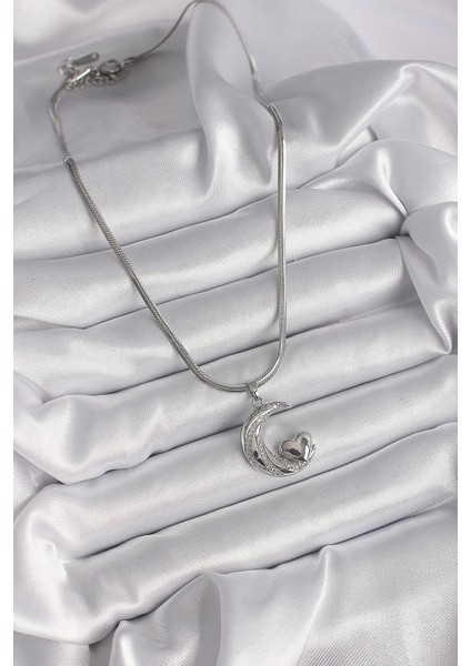 316L Çelik Gümüş Renk Italyan Zincir Zirkon Taşlı Halil Figür Kalp Detay Kadın Kolye fiyatları