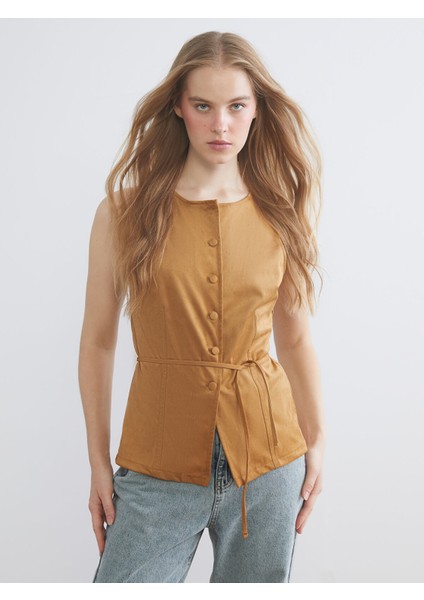 Yeni Sezon Bisiklet Yaka Kadın Süet Görünümlü Klasik Yelek fırsatları