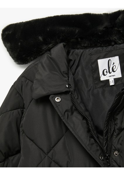 Suni Kürk Yakalı Uzun Kollu Fermuarlı Cepli Kapitone Ceket