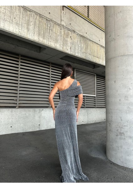 Tek Omuz Yırtmaçlı Taşlı Flowers Elbise Gri 583304 fiyatları