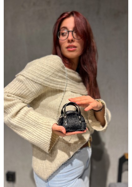 Kadın Pembe Peluş Mini Boy Zincir Askılı Omuz Çantası