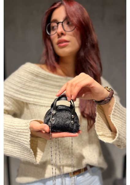 Kadın Pembe Peluş Mini Boy Zincir Askılı Omuz Çantası indirimleri