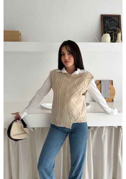 Kadın Asimetrik Örgü Süveter – Dokulu & Zamansız Stil fiyatları