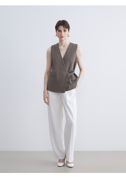 Yeni Sezon Kruvaze Yaka Dokulu Kadın Klasik Yelek fiyatları