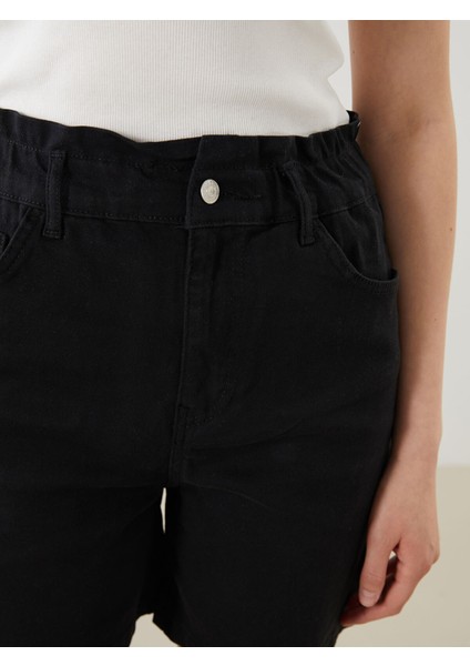 Yeni Sezon Beli Lastikli Kadın Jean Şort modelleri