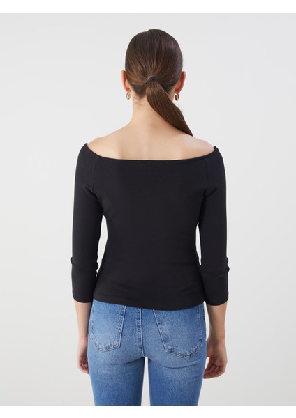 Yeni Sezon Kayık Yaka Kadın Body fırsatları