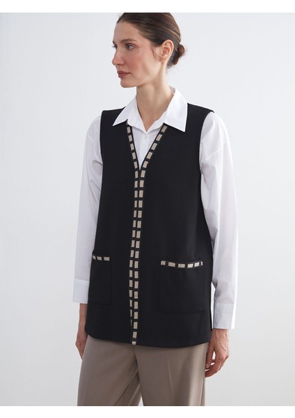 Yeni Sezon V Yaka Nakışlı Kadın Yelek