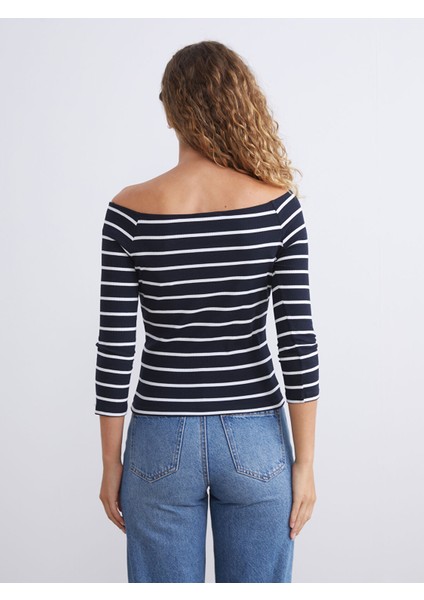 Yeni Sezon Kayık Yaka Çizgili Kadın Tişört fırsatları