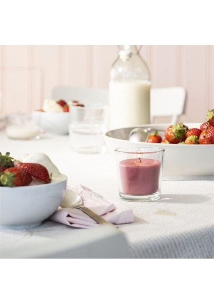 Bardakta Kokulu Mum, Parlak Pembe, 25 Saat, Çilek modelleri