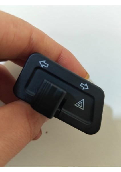 Nirvana 50 Uyumlu (Pro Uymaz) 4 Lü Sinyal Flaşör Buton Düğmesi