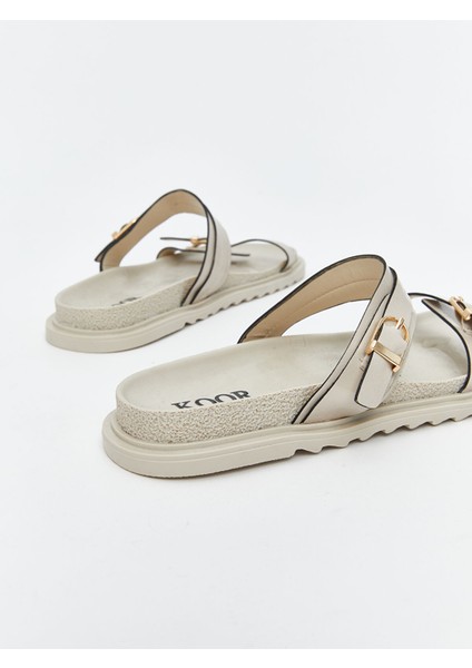 Yeni Sezon Deri Görünümlü Kadın Terlik indirimleri