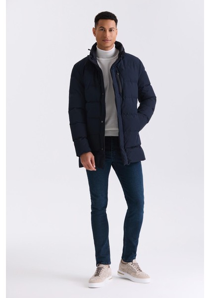 Lacivert Regular Fit Hakim Yaka Fermuarlı Kışlık Şişme Mont