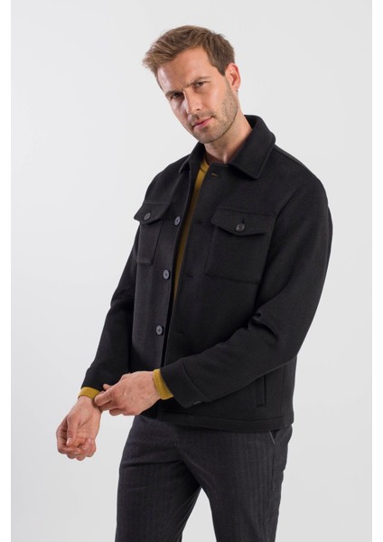 Siyah Comfort Fit Bebe Yaka Yünlü Mont