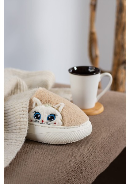 Kadın Sevimli Kedi Figürlü Desen Peluş Hafif Kaymaz Eva Taban Kışlık Yıkanabilir Terlik modelleri