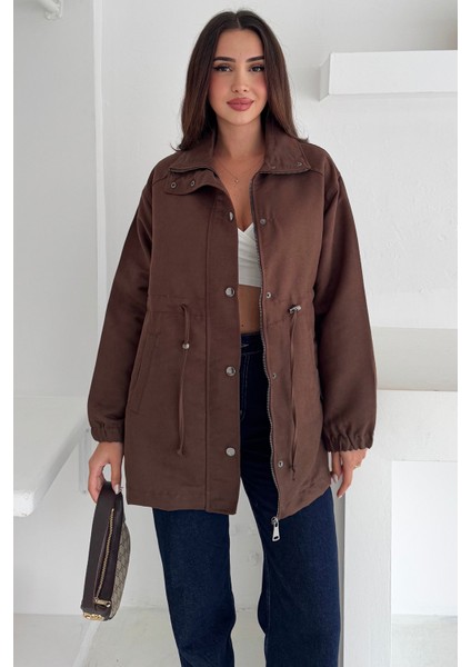 Kadın Bel Büzgülü Düğmeli Ceket – Fonksiyonel & Modern Stil fırsatları