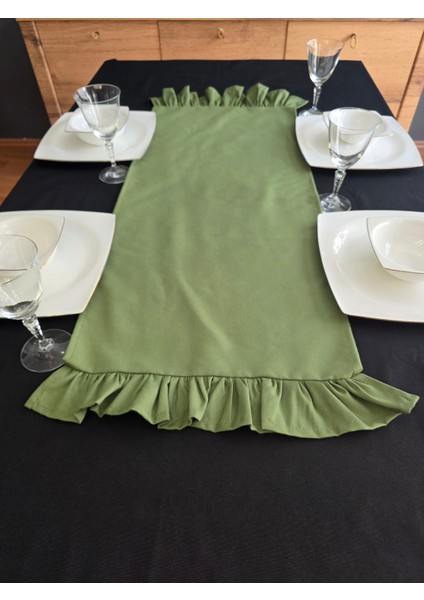 Iki Tarafı Fırfırlı Runner - Sıvı Itici Özlliğe Sahip