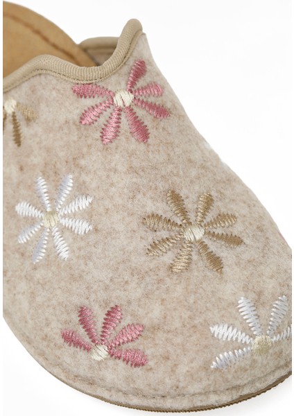 609029.Z5PR Bej Kadın Ev Terliği