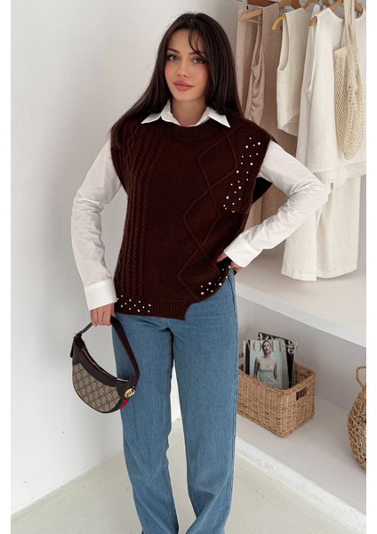 Kadın Asimetrik Örgü Süveter – Dokulu & Zamansız Stil