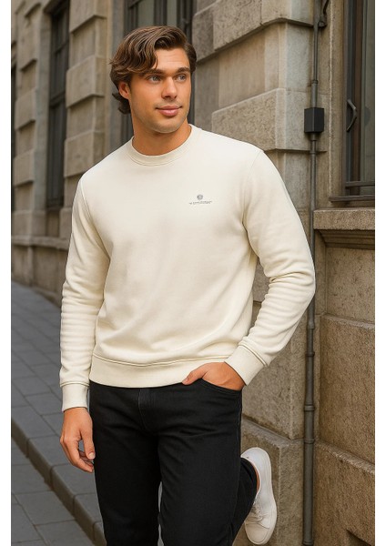 Erkek Desenli Kışlık Salaş Rahat Krem Sweatshirt modelleri