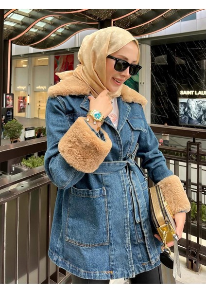 Kadın Kemerli Kürk Detaylı Kot Mavi Ceket fiyatları