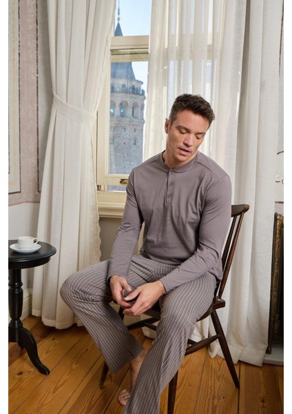 Erkek Penye Kumaş Düğmeli Yaka Vizyon Renk Pijama Takımı modelleri