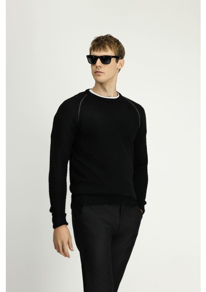 Bisiklet Yaka Regular Fit Desenli Triko Kazak fırsatları