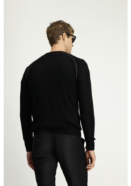 Bisiklet Yaka Regular Fit Desenli Triko Kazak indirimleri