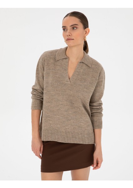 Kadın Bej Comfort Fit Polo Yaka Kazak 50317226-VR011 modelleri