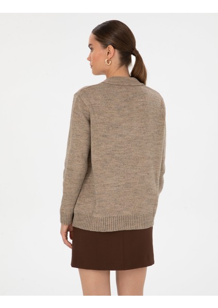 Kadın Bej Comfort Fit Polo Yaka Kazak 50317226-VR011 indirimleri