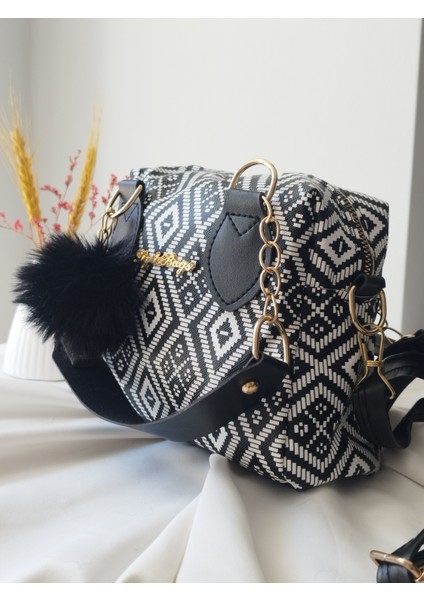 Mini Model Puf Charm Detaylı Siyah - Beyaz Kahve Kadın El, Omuz, Çapraz Çanta