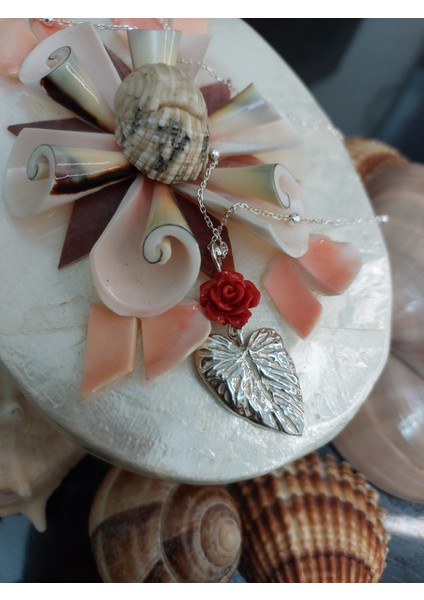 Mercan Gül ve Yaprak Kolye 925 Ayar