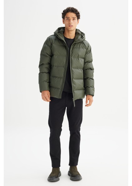 Regular Fit Normal Kesim Kapüşonlu Cepli Puffer Şişme Mont fiyatları