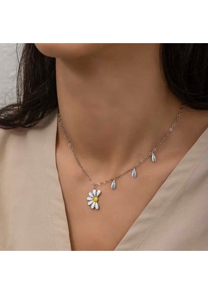 925 Ayar Gümüş Papatya Seviyor Sevmiyor Bayan Gümüş Kolye fırsatları