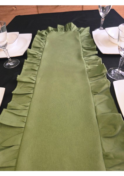 Etrafı Fırfırlı Runner - Sıvı Itici Özlliğe Sahip fırsatları