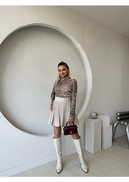 Taş Rengi Şortlu Piliseli Etek